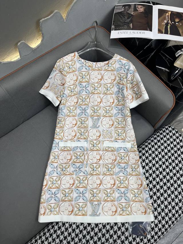 Louis Vuitto* 24Ss夏季新款短袖连衣裙圆领直筒版型 新花图印花面料 版型超好 单色三码sml